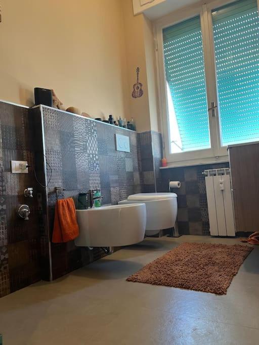 Orizzonte 5 Terre, Viale Italia 221 - Partenza Battelli 5 Terre La Spezia Luaran gambar